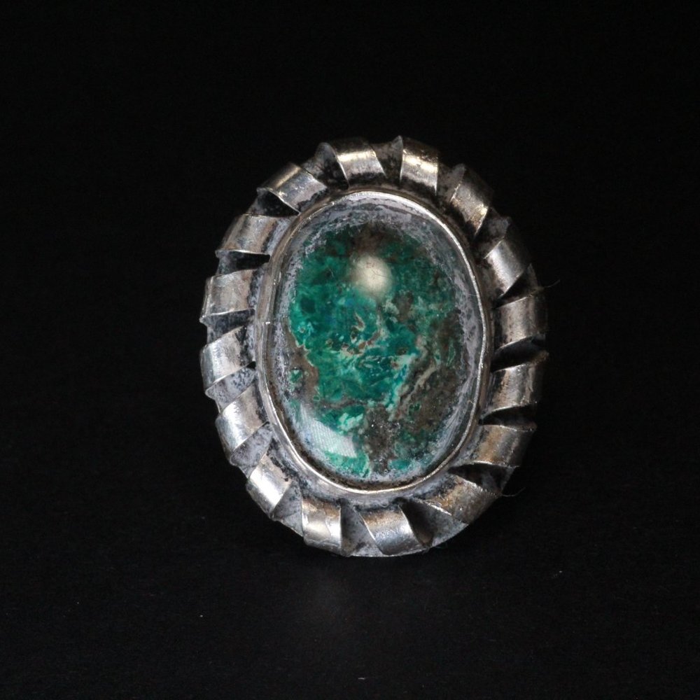 Silver 800 Big Green Stone Split Ring - image 6